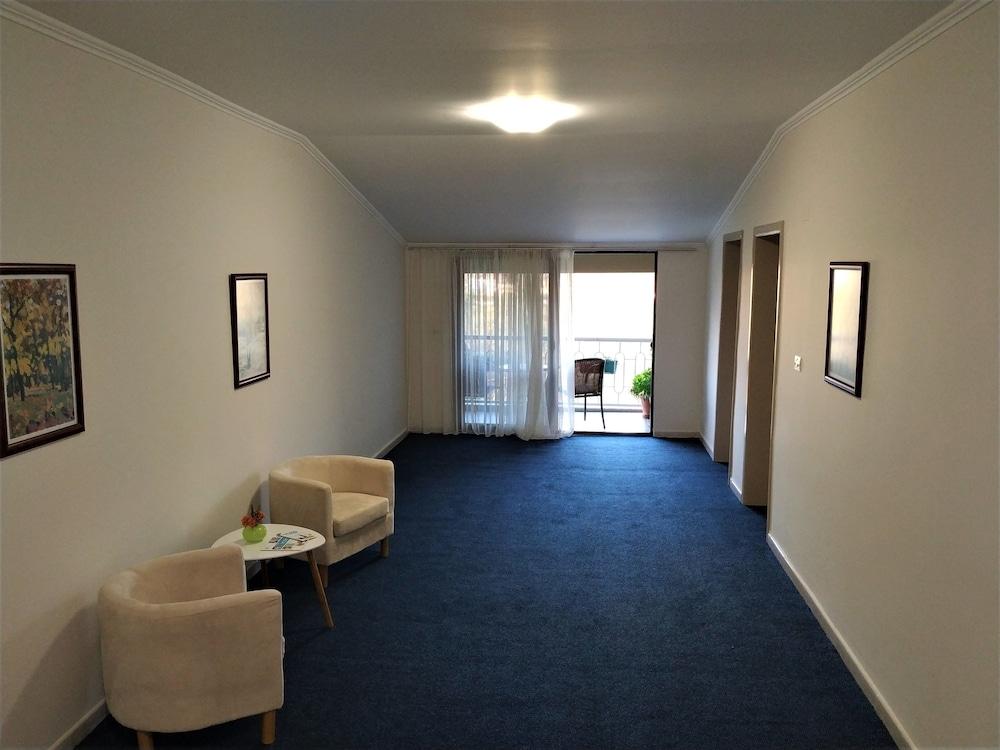 Hotel Viktoria Tirana Mjull-Bethore Buitenkant foto