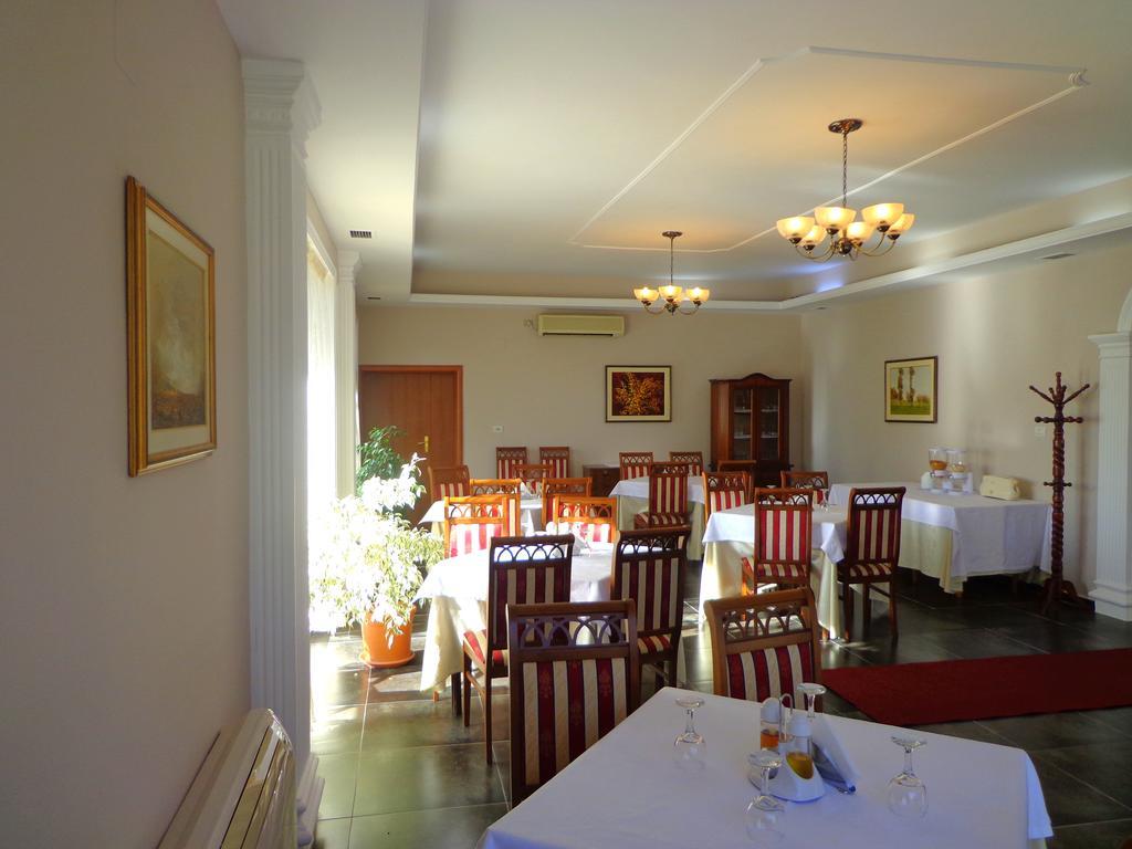 Hotel Viktoria Tirana Mjull-Bethore Buitenkant foto
