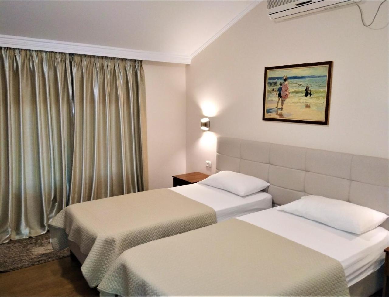 Hotel Viktoria Tirana Mjull-Bethore Buitenkant foto